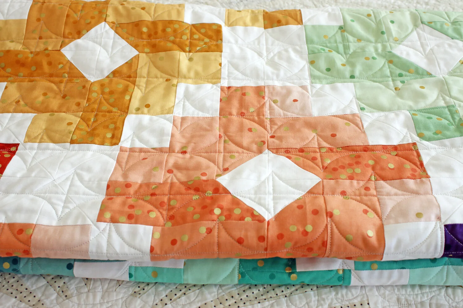 The largest quilt fabric shop in the Houston and Conroe area is now available online! Free shipping on orders over $50!